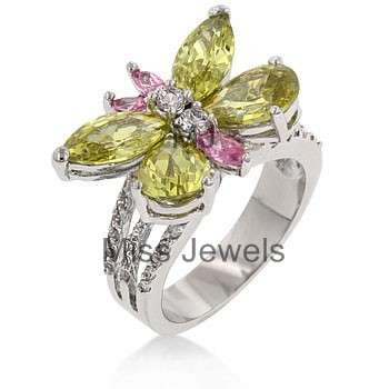 **Stunning "Butterfly" Ring**Eye-catching**